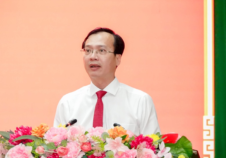 Tập trung thực hiện ba khâu đột phá chiến lược, đưa Vĩnh Long phát triển nhanh và bền vững- Ảnh 1.
