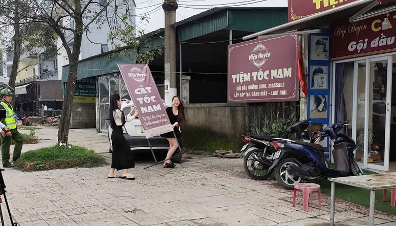 Hà Tĩnh: Đồng loạt ra quân dọn vệ sinh, đảm bảo trật tự tạo môi trường sống xanh- Ảnh 4. Hà Tĩnh: Đồng loạt ra quân dọn vệ sinh, đảm bảo trật tự tạo môi trường sống xanh- Ảnh 4.