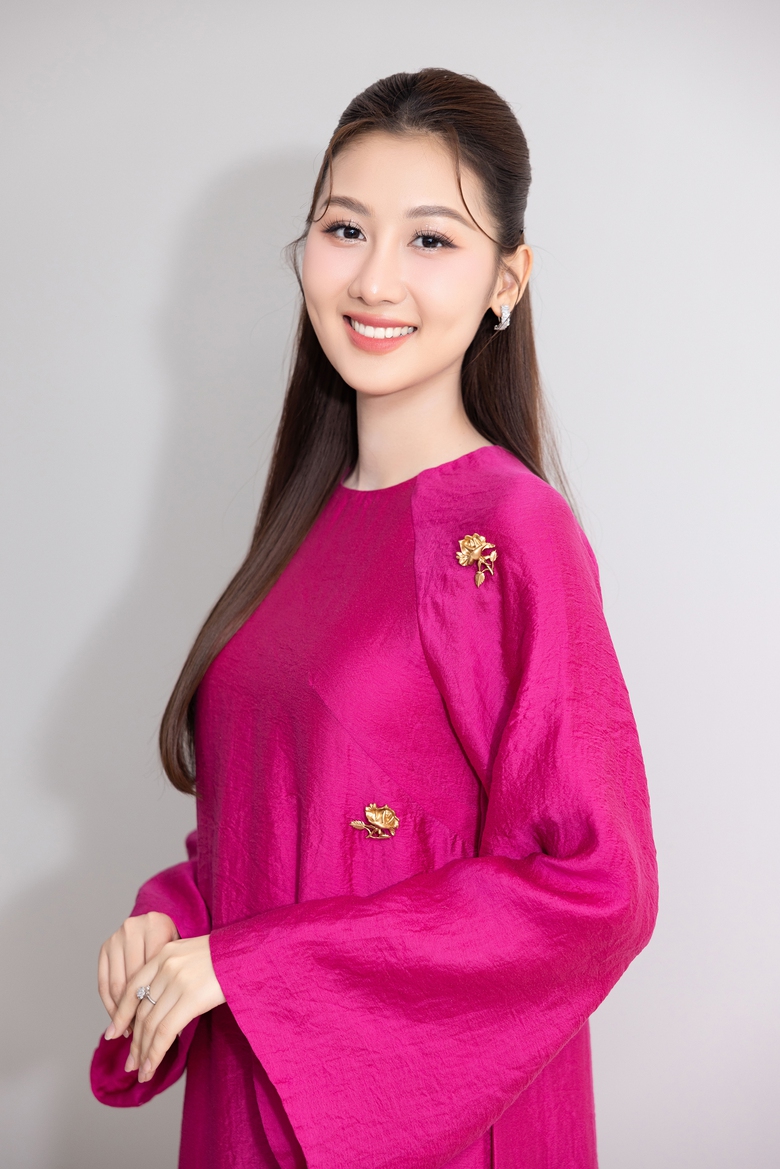 Hơn 20 hoa, &aacute; hậu lần đầu c&ugrave;ng g&oacute;i b&aacute;nh chưng tặng người ngh&egrave;o đ&oacute;n Tết- Ảnh 5.