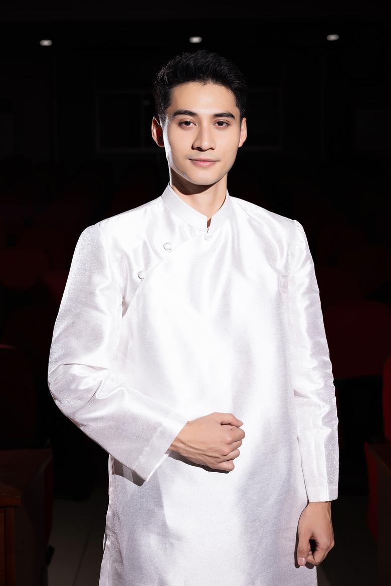 Hơn 20 hoa, &aacute; hậu lần đầu c&ugrave;ng g&oacute;i b&aacute;nh chưng tặng người ngh&egrave;o đ&oacute;n Tết- Ảnh 7.