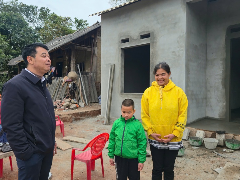 Mùa xuân về sớm trên những mái nhà đang hồi sinh sau bão ở xã vùng cao Tràng Xá- Ảnh 10. Mùa xuân về sớm trên những mái nhà đang hồi sinh sau bão ở xã vùng cao Tràng Xá- Ảnh 10.