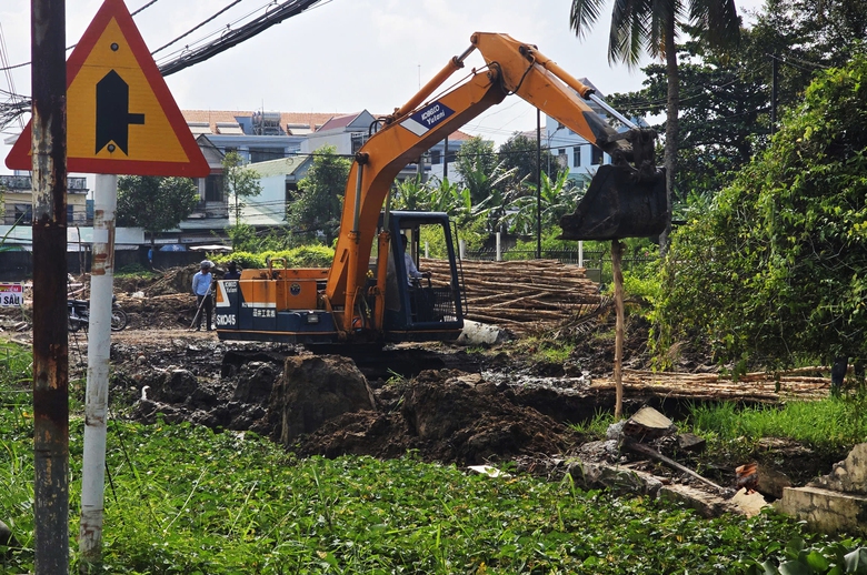 Nút thắt mặt bằng níu chân loạt dự án giao thông nghìn tỷ ở Cần Thơ- Ảnh 3. Nút thắt mặt bằng níu chân loạt dự án giao thông nghìn tỷ ở Cần Thơ- Ảnh 3.