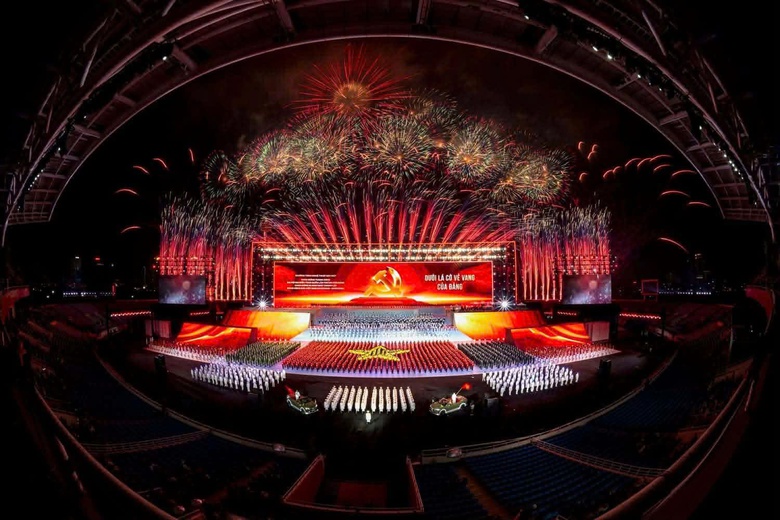 Chương tr&igrave;nh nghệ thuật đặc biệt v&agrave; ph&aacute;o hoa ch&agrave;o mừng th&agrave;nh c&ocirc;ng Đại hội XIV của Đảng- Ảnh 1.