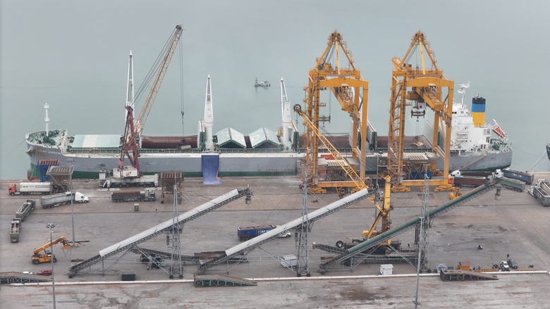 Cận cảnh cảng Cái Lân được Quảng Ninh nghiên cứu chuyển thành cảng du lịch- Ảnh 11. Cận cảnh cảng Cái Lân được Quảng Ninh nghiên cứu chuyển thành cảng du lịch- Ảnh 11.