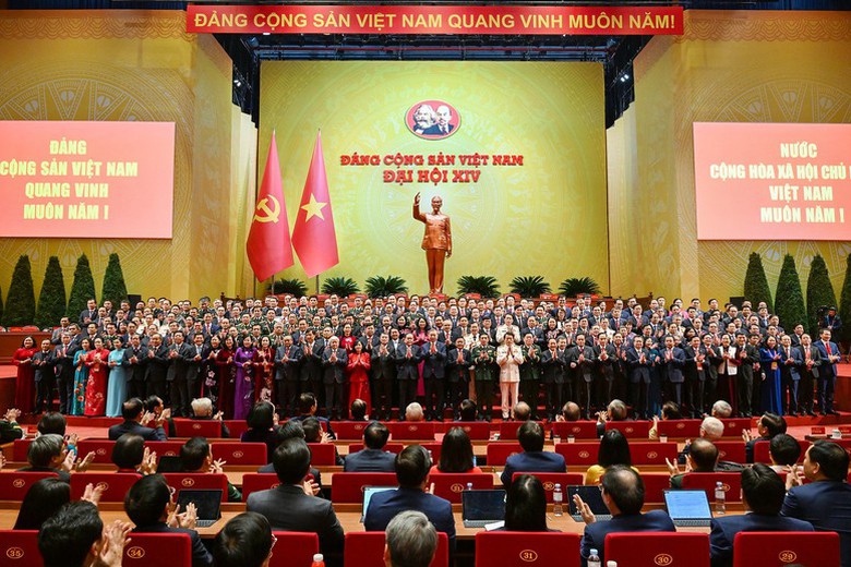 B&agrave;i viết của Tổng B&iacute; thư T&ocirc; L&acirc;m: Tiến l&ecirc;n! To&agrave;n thắng ắt về ta!- Ảnh 2.