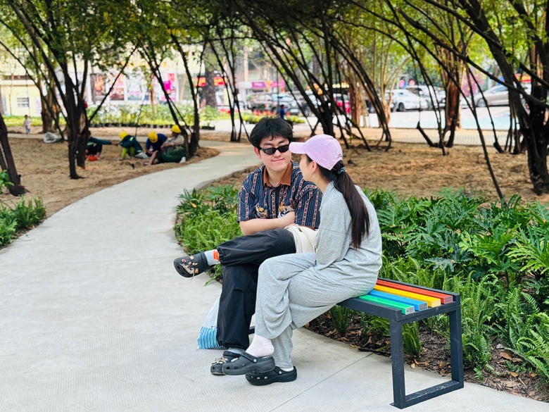 Nhiều khu đất vàng tại TP.HCM chuyển diện mạo từ "rào tôn" sang công viên- Ảnh 9. Nhiều khu đất vàng tại TP.HCM chuyển diện mạo từ "rào tôn" sang công viên- Ảnh 9.