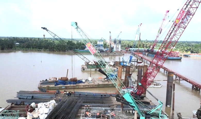 Đề xuất ph&acirc;n bổ nguồn vật liệu đ&aacute;, c&aacute;t để tăng tốc thi c&ocirc;ng cầu Đại Ng&atilde;i- Ảnh 1.