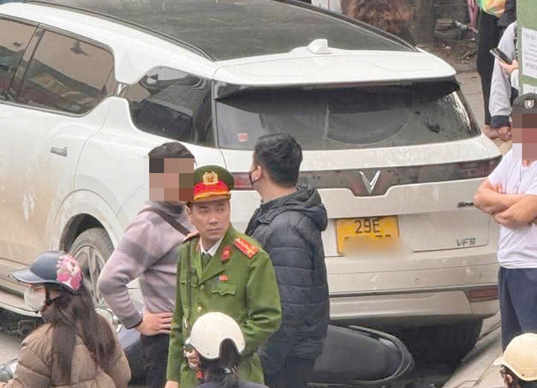 H&agrave; Nội: Tạm giữ h&igrave;nh sự t&agrave;i xế l&ugrave;i xe tr&ecirc;n phố Kh&acirc;m Thi&ecirc;n khiến một người tử vong- Ảnh 1.