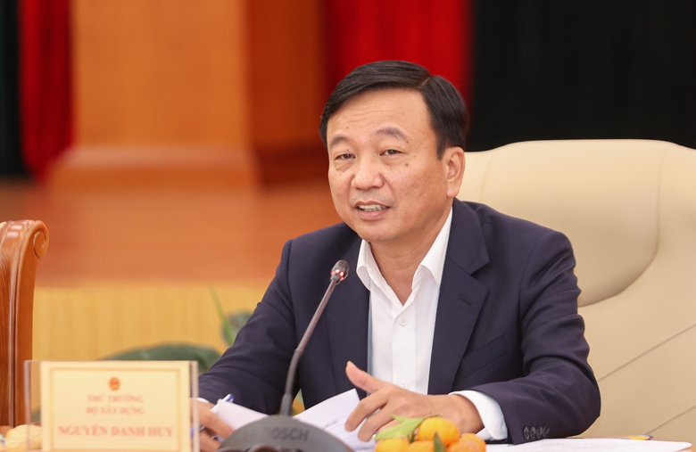 Bộ Xây dựng làm rõ nhiều vấn đề "nóng" về đường sắt tốc độ cao, thị trường bất động sản- Ảnh 1. Bộ Xây dựng làm rõ nhiều vấn đề "nóng" về đường sắt tốc độ cao, thị trường bất động sản- Ảnh 1.