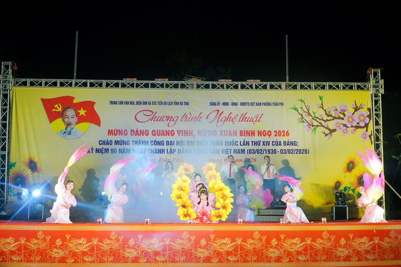 H&agrave; Tĩnh: Nhiều hoạt động s&ocirc;i nổi, &yacute; nghĩa mừng Đảng mừng Xu&acirc;n- Ảnh 2.