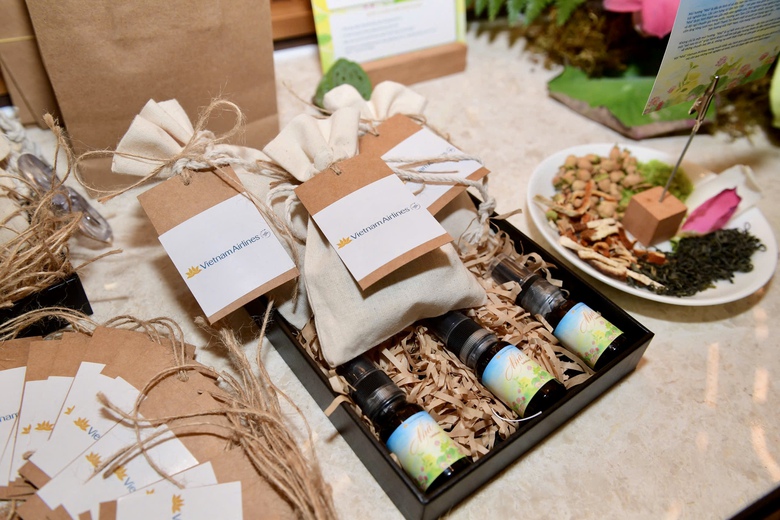 Vietnam Airlines lập kỷ lục doanh thu năm 2025, lợi nhuận c&ocirc;ng ty mẹ tăng gấp đ&ocirc;i- Ảnh 2.