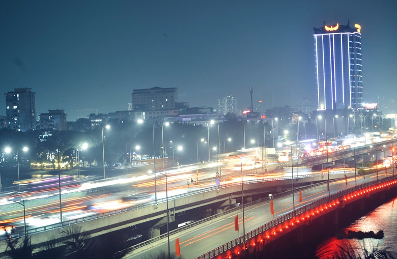 Hà Nội công khai lấy ý kiến về quy định quản lý chiếu sáng đô thị- Ảnh 1. Hà Nội công khai lấy ý kiến về quy định quản lý chiếu sáng đô thị- Ảnh 1.