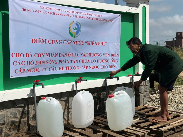 Miền T&acirc;y kh&ocirc;ng thể m&atilde;i chống hạn mặn- Ảnh 1.