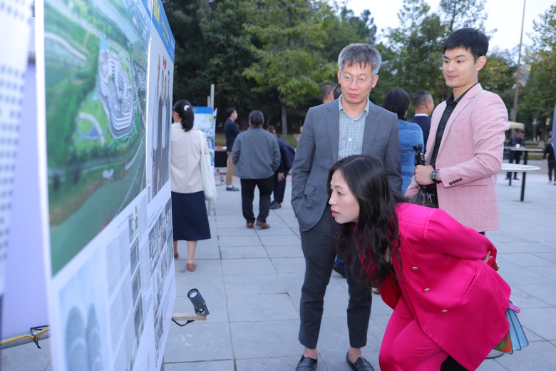 Triển lãm và trao giải Ashui Awards 2025: Tôn vinh các công trình kiến trúc tiêu biểu- Ảnh 11. Triển lãm và trao giải Ashui Awards 2025: Tôn vinh các công trình kiến trúc tiêu biểu- Ảnh 11.