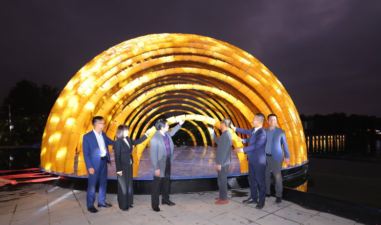 Triển lãm và trao giải Ashui Awards 2025: Tôn vinh các công trình kiến trúc tiêu biểu- Ảnh 2. Triển lãm và trao giải Ashui Awards 2025: Tôn vinh các công trình kiến trúc tiêu biểu- Ảnh 2.