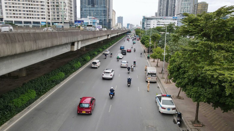 Hà Nội: Hơn 600 ô tô, xe máy bị phạt nguội dịp nghỉ Tết Dương lịch 2026- Ảnh 2. Hà Nội: Hơn 600 ô tô, xe máy bị phạt nguội dịp nghỉ Tết Dương lịch 2026- Ảnh 2.