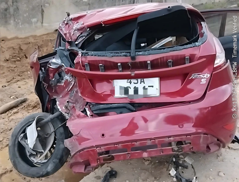 Tai nạn li&ecirc;n ho&agrave;n giữa 11 &ocirc; t&ocirc; tr&ecirc;n cao tốc La Sơn - H&ograve;a Li&ecirc;n- Ảnh 4.