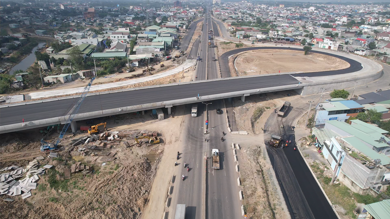 Nhiều tuyến giao th&ocirc;ng kết nối s&acirc;n bay Long Th&agrave;nh phải ho&agrave;n th&agrave;nh trước th&aacute;ng 6/2026- Ảnh 1.