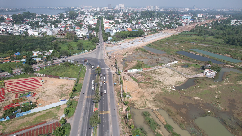 Điều chỉnh quy hoạch Bi&ecirc;n H&ograve;a - Trảng Bom b&aacute;m s&acirc;n bay Long Th&agrave;nh, giao th&ocirc;ng l&agrave;m động lực- Ảnh 1.