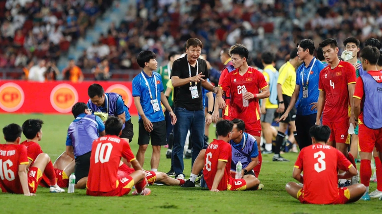 Dấu ấn lịch sử của HLV Kim Sang-sik- Ảnh 2.