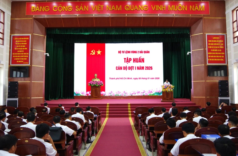 Tập huấn c&aacute;n bộ, n&acirc;ng cao sức mạnh tổng hợp V&ugrave;ng 2 Hải qu&acirc;n- Ảnh 1.