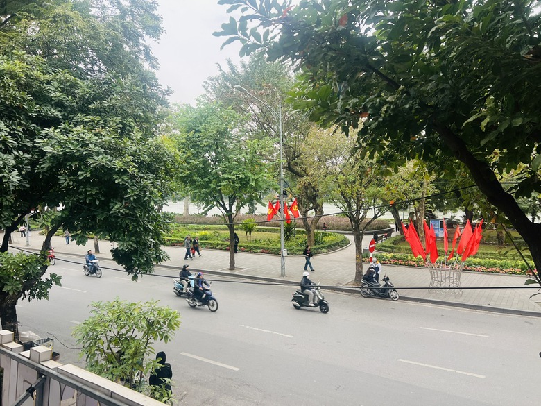 Hà Nội: Người dân hối hả di dời, bàn giao mặt bằng làm quảng trường phía Đông hồ Hoàn Kiếm- Ảnh 18. Hà Nội: Người dân hối hả di dời, bàn giao mặt bằng làm quảng trường phía Đông hồ Hoàn Kiếm- Ảnh 18.