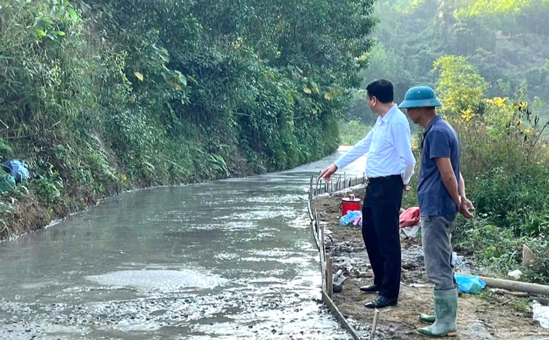 Tuy&ecirc;n Quang: Hạ tầng giao th&ocirc;ng đổi thay th&uacute;c đẩy giao thương n&ocirc;ng sản, n&acirc;ng cao đời sống- Ảnh 1.
