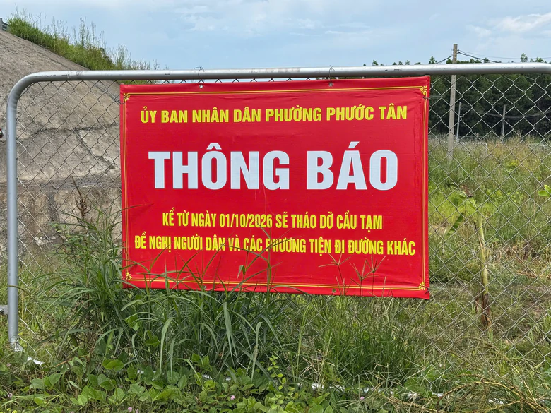 Thu hẹp làn xe để khắc phục lún, nứt mặt đường trên cao tốc Biên Hòa - Vũng Tàu- Ảnh 1.