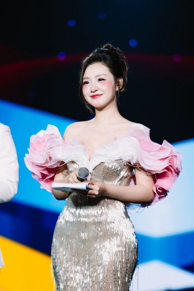 Á hậu Khánh Như mang “Digital Wings” đến Miss International 2026 - Ảnh 6.