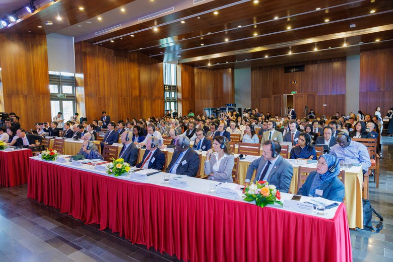 Phó Thủ tướng Hồ Quốc Dũng: Chuyển đổi xanh phải tạo động lực mới cho phát triển- Ảnh 3.