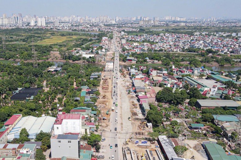 Hà Nội: Cấm ô tô qua cầu Xuân Mai theo hướng đi Miếu Môn, phương tiện di chuyển thế nào?- Ảnh 1.