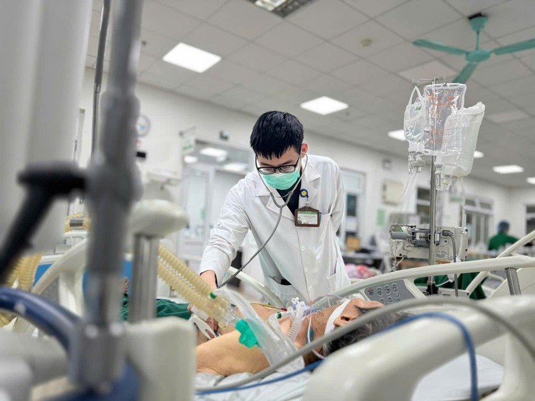 Nhiều người suy hô hấp nhanh vì mắc cúm A- Ảnh 2.