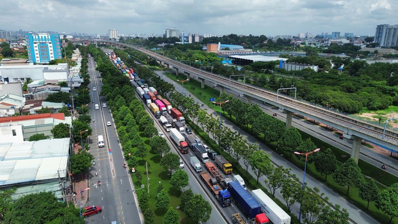 TP.HCM dành 500.000 tỷ đồng gỡ điểm nghẽn giao thông, chống ngập- Ảnh 4.