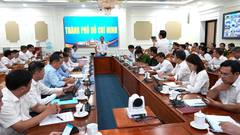 TP.HCM rà soát điểm ngập, xử lý công trình xung yếu trước mùa mưa lũ - Ảnh 1.
