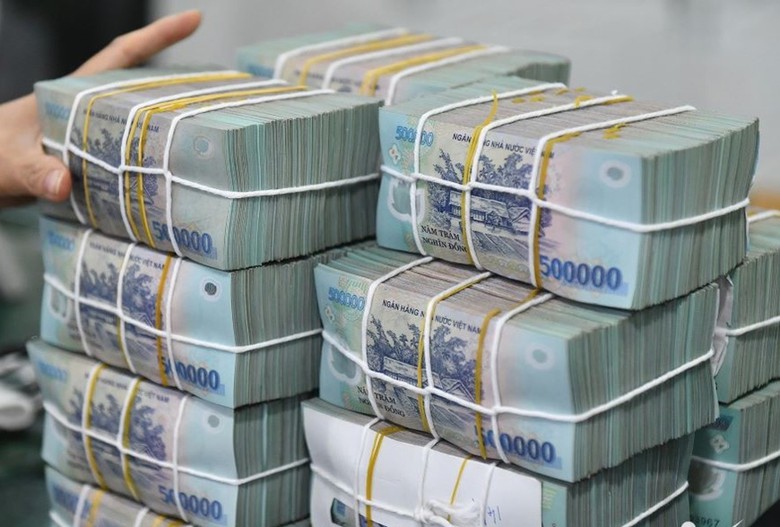 Hà Nội: Truy tố 2 nhân viên ngân hàng vụ chuyển trái phép 40,2 triệu USD ra nước ngoài - Ảnh 1.