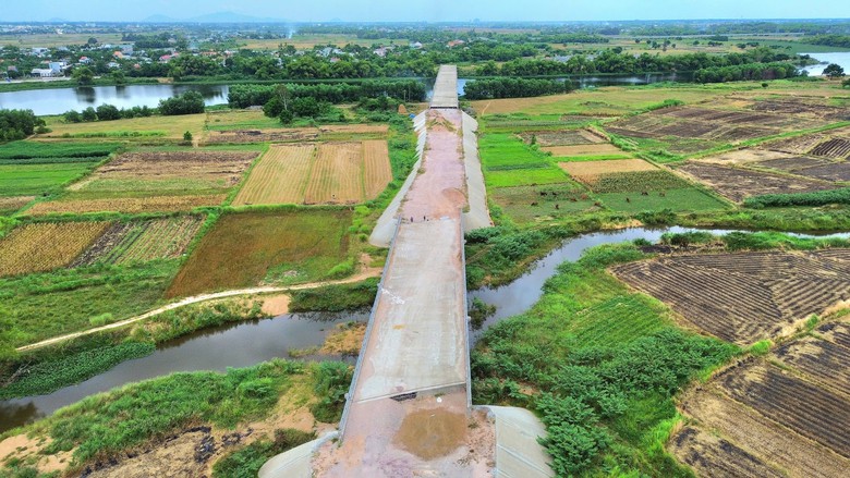 Đà Nẵng chốt hạn bàn giao mặt bằng tại loạt cầu thiếu đường dẫn- Ảnh 1.