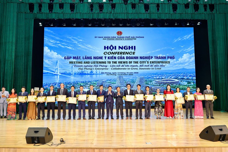 Hải Phòng đồng hành cùng doanh nghiệp, chuyển từ tư duy quản lý sang kiến tạo  phục vụ - Ảnh 4.