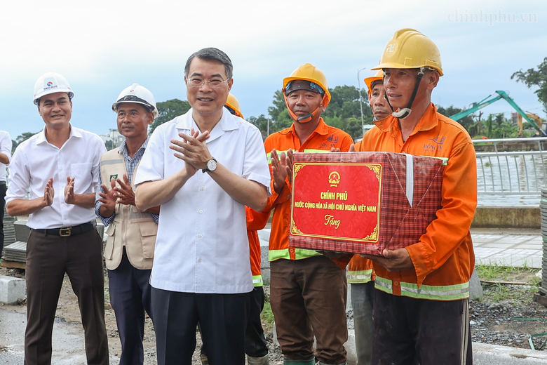 Thủ tướng kiểm tra dự án kiểm soát ngập cho 6,5 triệu dân TP.HCM sắp hoàn thành- Ảnh 5.