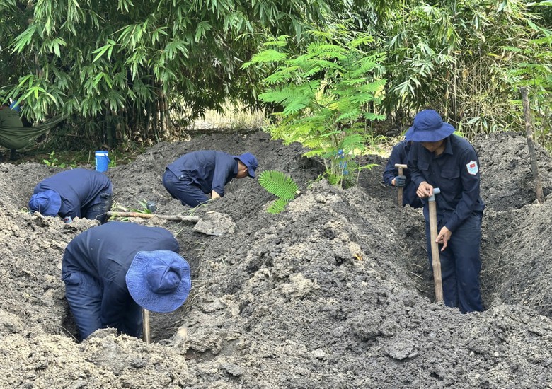 Tây Ninh tăng tốc tìm kiếm, trong một ngày thêm nhiều hài cốt liệt sĩ được quy tập- Ảnh 1.