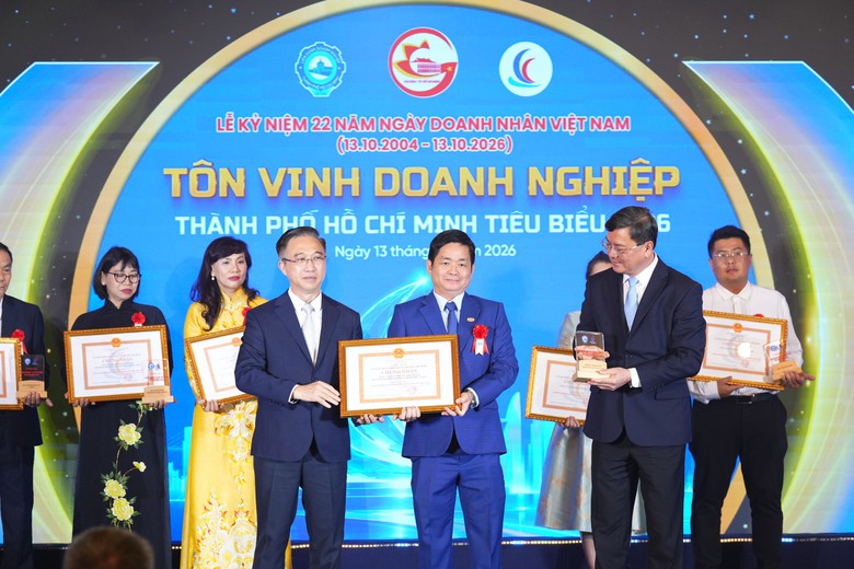 TP.HCM tôn vinh 100 doanh nghiệp, 96 doanh nhân tiêu biểu năm 2026- Ảnh 3.
