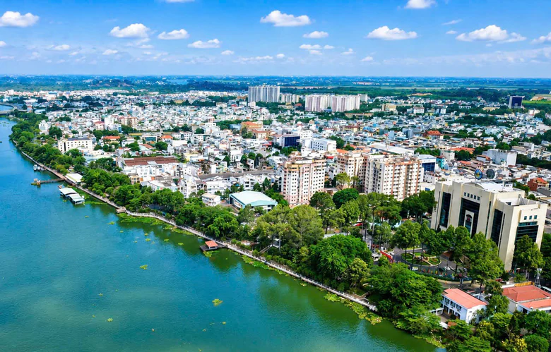 Doanh nghiệp đồng hành phát triển hạ tầng, kiến tạo đô thị Đồng Nai hiện đại- Ảnh 2.