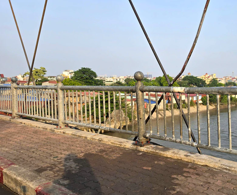 Hải Phòng: Xe chuyên dụng lật nghiêng khi kiểm tra cầu Niệm, nhiều hạng mục bị hư hỏng- Ảnh 3.