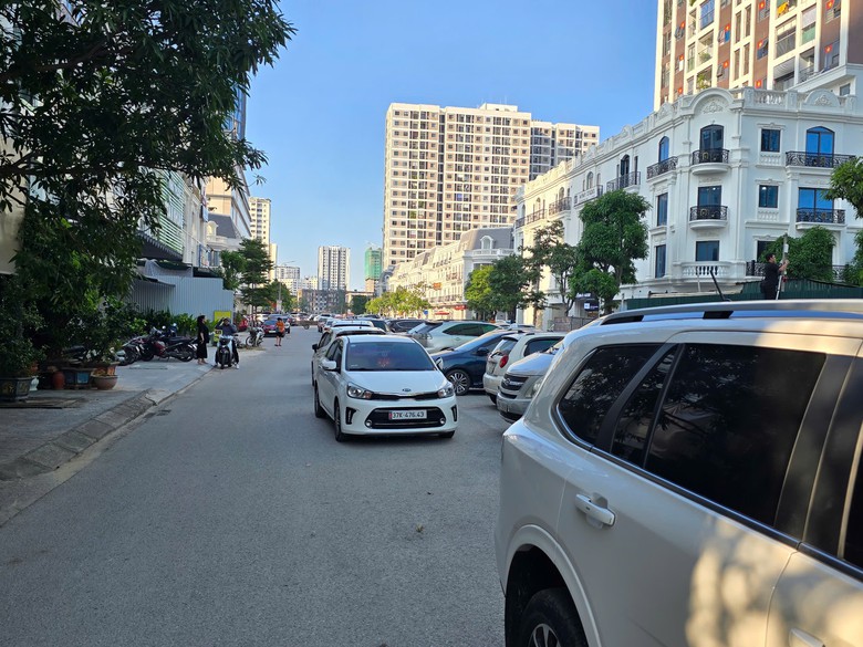 Nghệ An rà soát quy hoạch, tìm quỹ đất làm bãi đỗ xe đô thị- Ảnh 7.