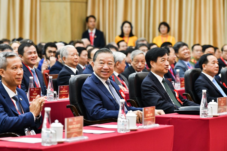 Đại học Bách khoa Hà Nội nhận Huân chương Lao động hạng Nhất - Ảnh 5.