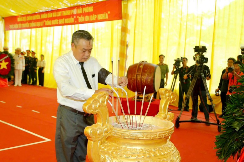 Hải Phòng truy điệu, an táng 56 hài cốt liệt sĩ và đồng bào tử nạn tại khu vực Mả Chìa - Ảnh 3.