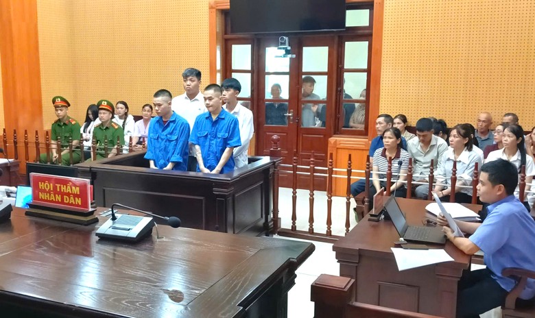 Quảng Ninh: Hai bị cáo đang hưởng án treo tiếp tục hỗn chiến, cùng nhóm đối tượng lĩnh án- Ảnh 1.