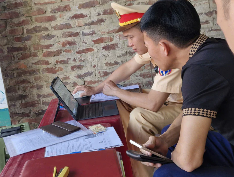 Lạng Sơn: Tài xế bất ngờ khi vi phạm bị phát hiện qua dữ liệu hành trình- Ảnh 4.