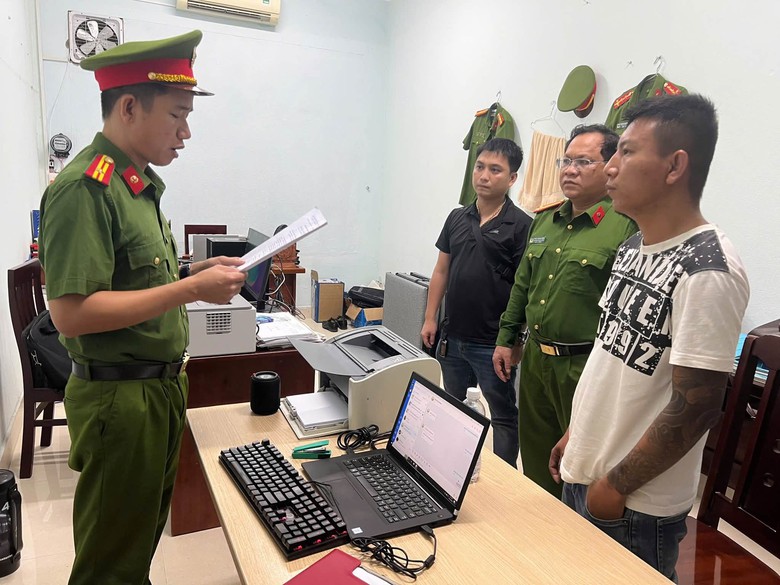 Đà Nẵng: Đối tượng có 2 tiền án, 3 tiền sự mang kiếm đi phá tài sản, đăng video thách thức- Ảnh 1.