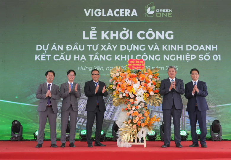 Hưng Yên cắt giảm 30% thời gian làm thủ tục, nhằm thu hút đầu tư vào các khu công nghiệp- Ảnh 1.
