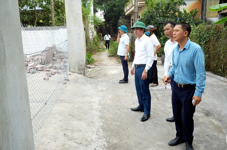 Hà Nội mạnh tay xử lý vi phạm trật tự xây dựng, ngăn tái diễn - Ảnh 2.